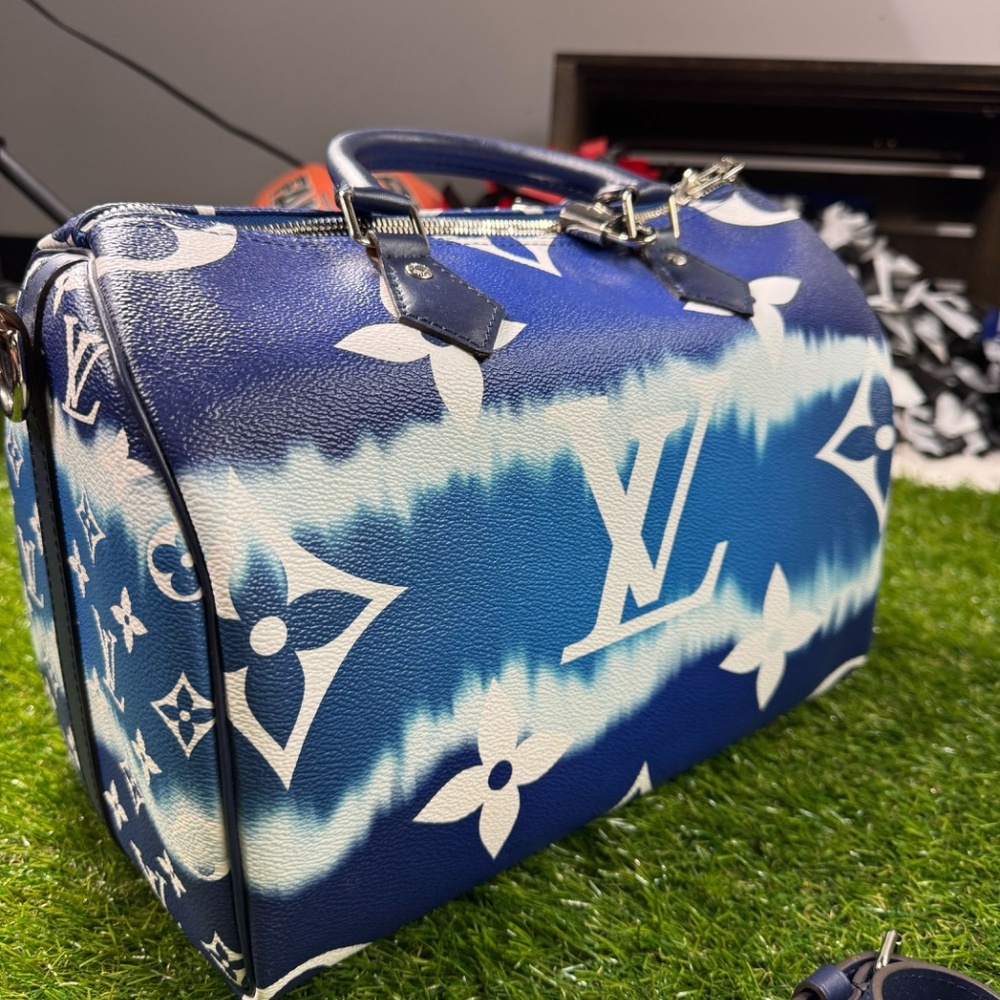 Louis Vuitton Speedy Bandouliere 30 Giant Monogram Escale Blue M45146 - Picture 9 of 10